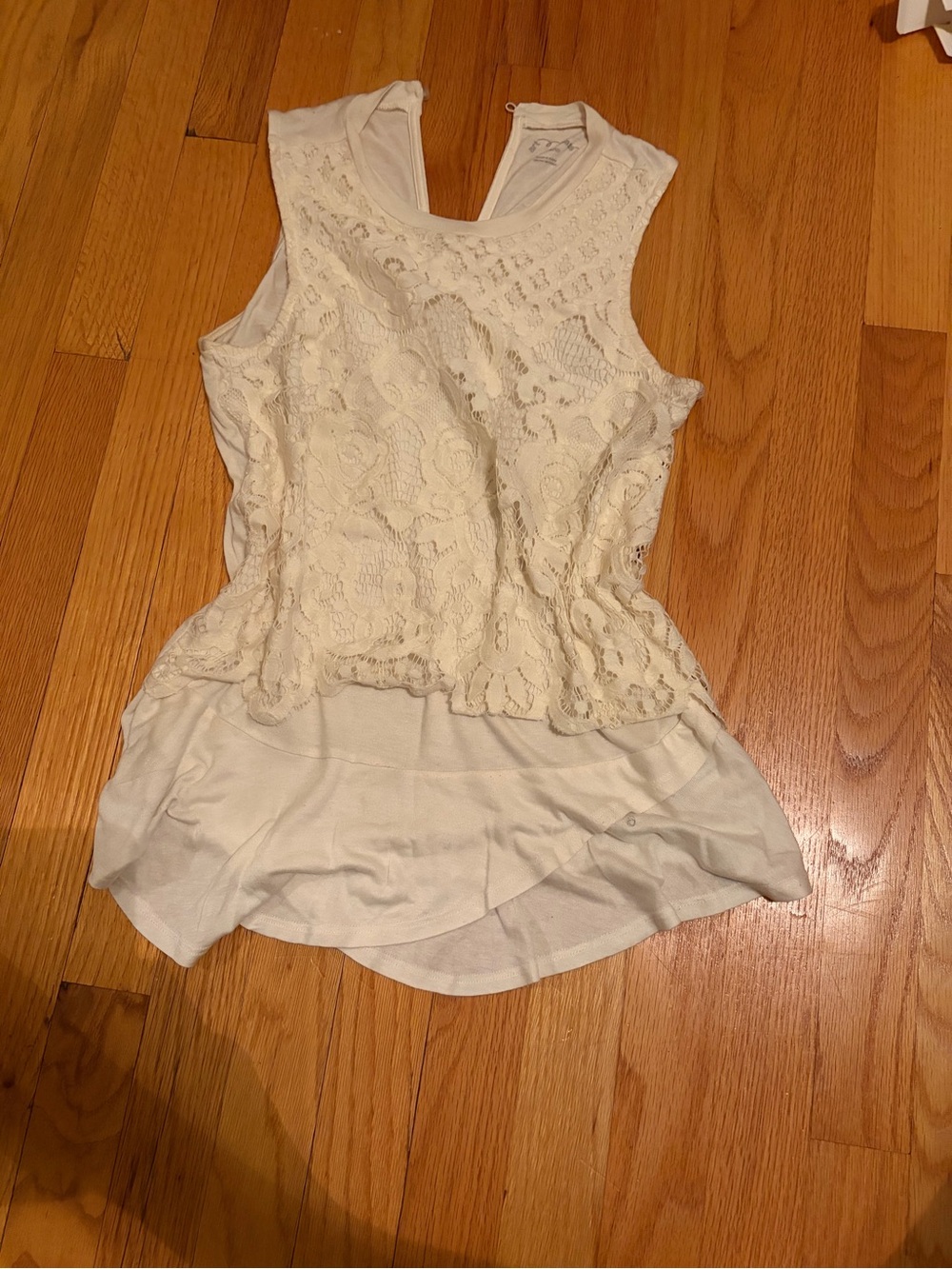 art class White Lace Layered Camisole Tank